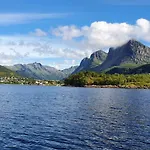Koselig Og Usjenert Med Fantastisk Utsikt Og Solforhold Σπίτι διακοπών *