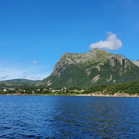Semesterbostad Koselig Og Usjenert Med Fantastisk Utsikt Og Solforhold *